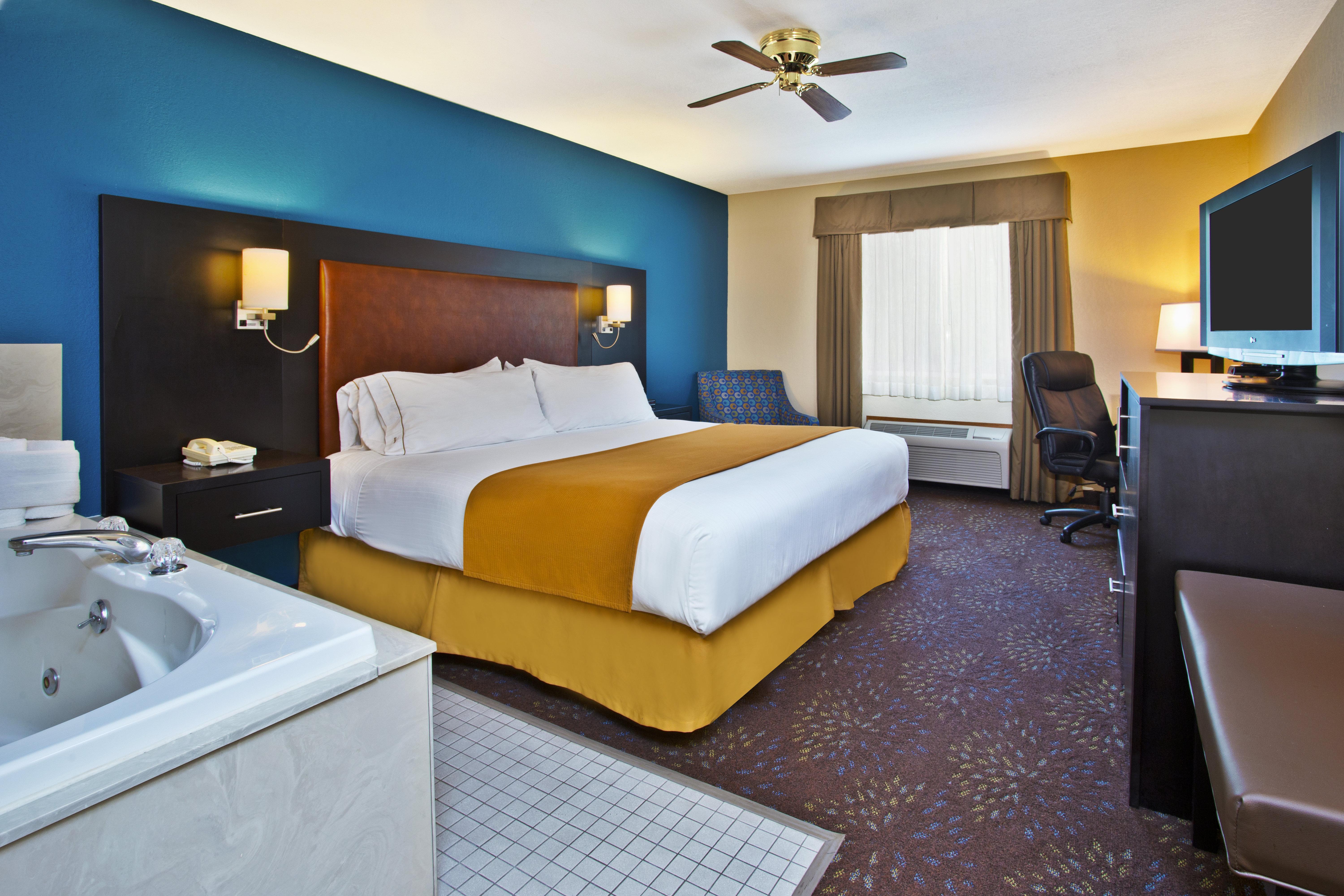 Holiday Inn Express Mackinaw City By Ihg Extérieur photo