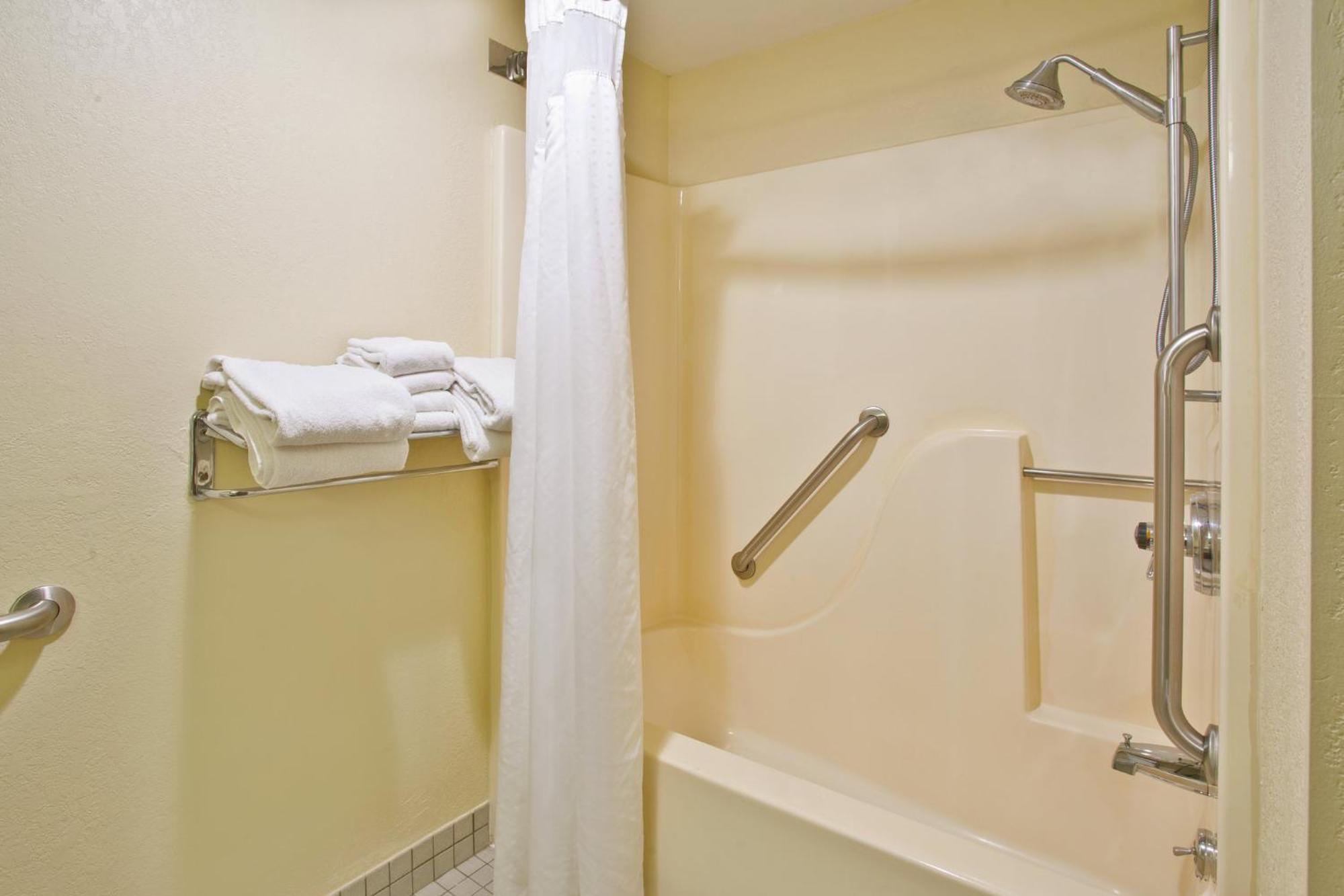 Holiday Inn Express Mackinaw City By Ihg Extérieur photo