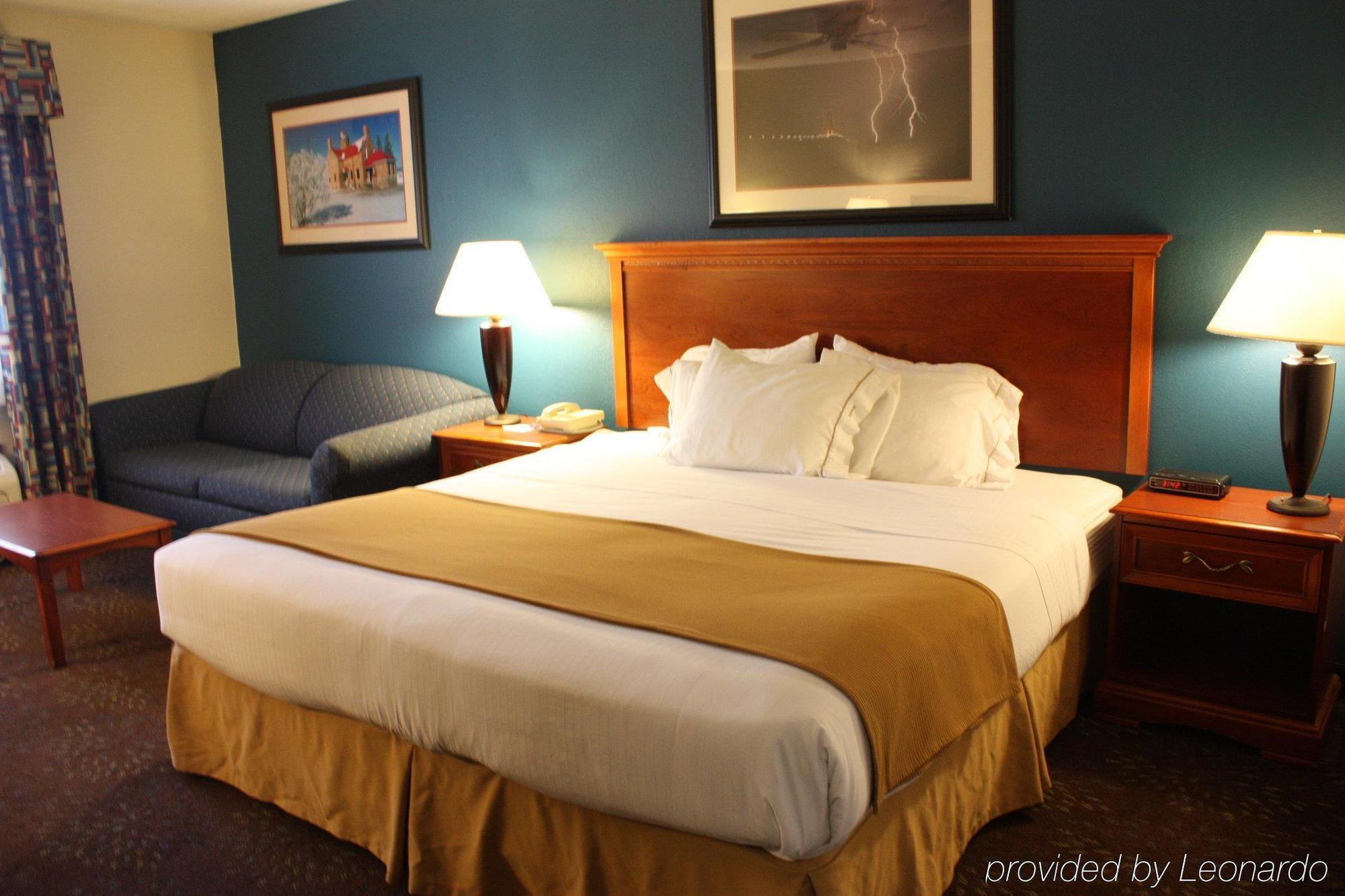 Holiday Inn Express Mackinaw City By Ihg Extérieur photo
