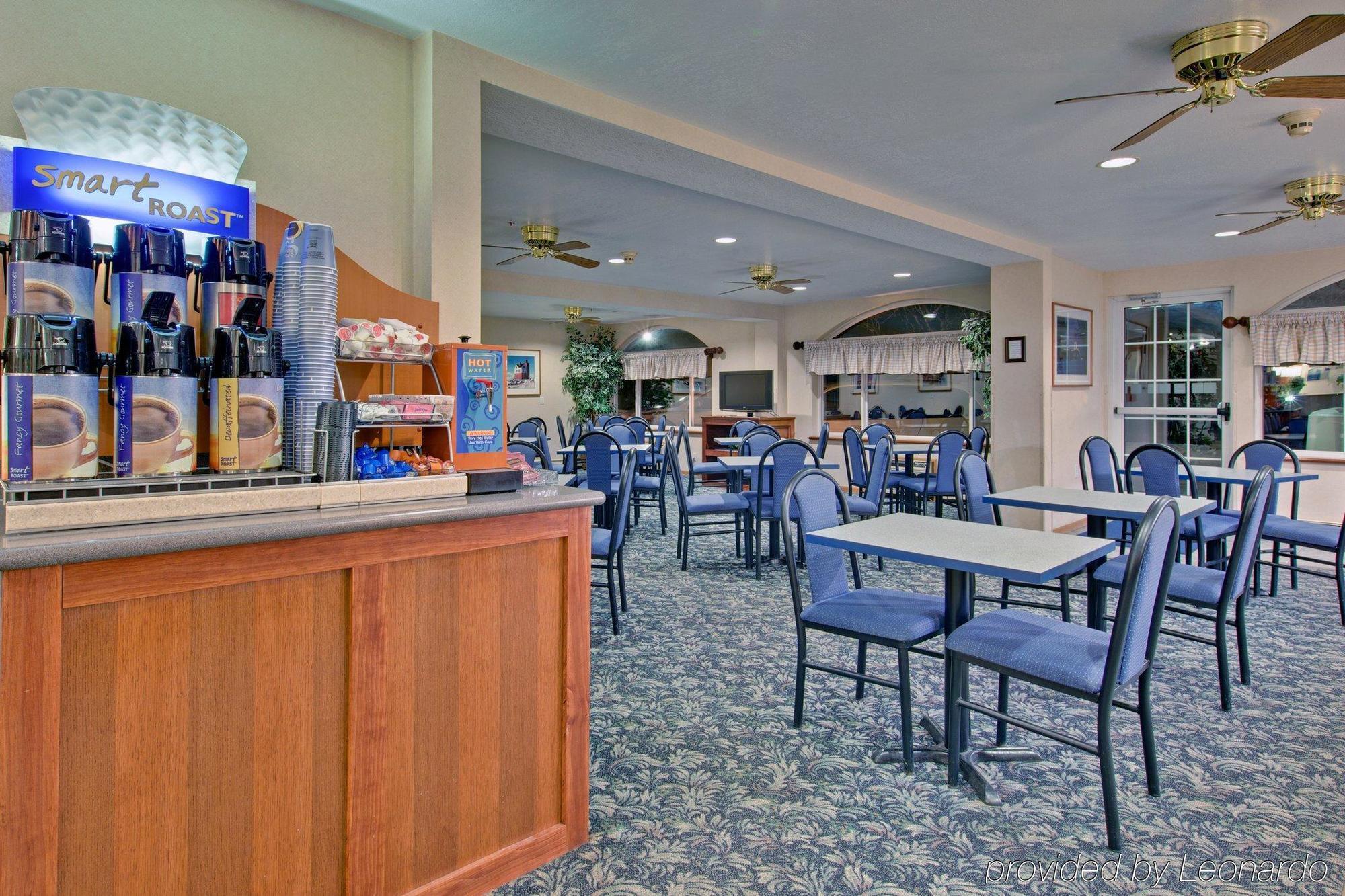 Holiday Inn Express Mackinaw City By Ihg Extérieur photo