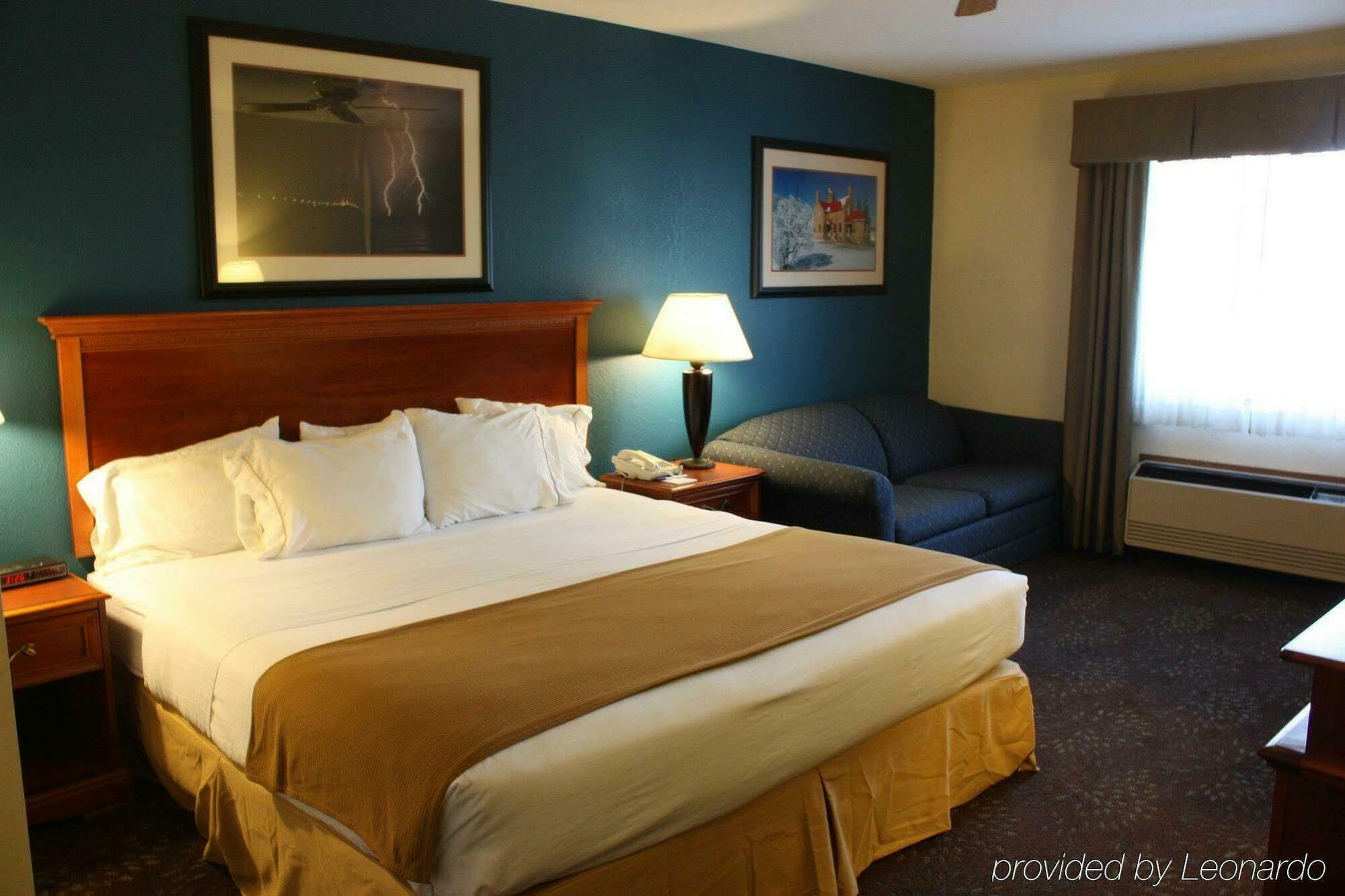 Holiday Inn Express Mackinaw City By Ihg Extérieur photo