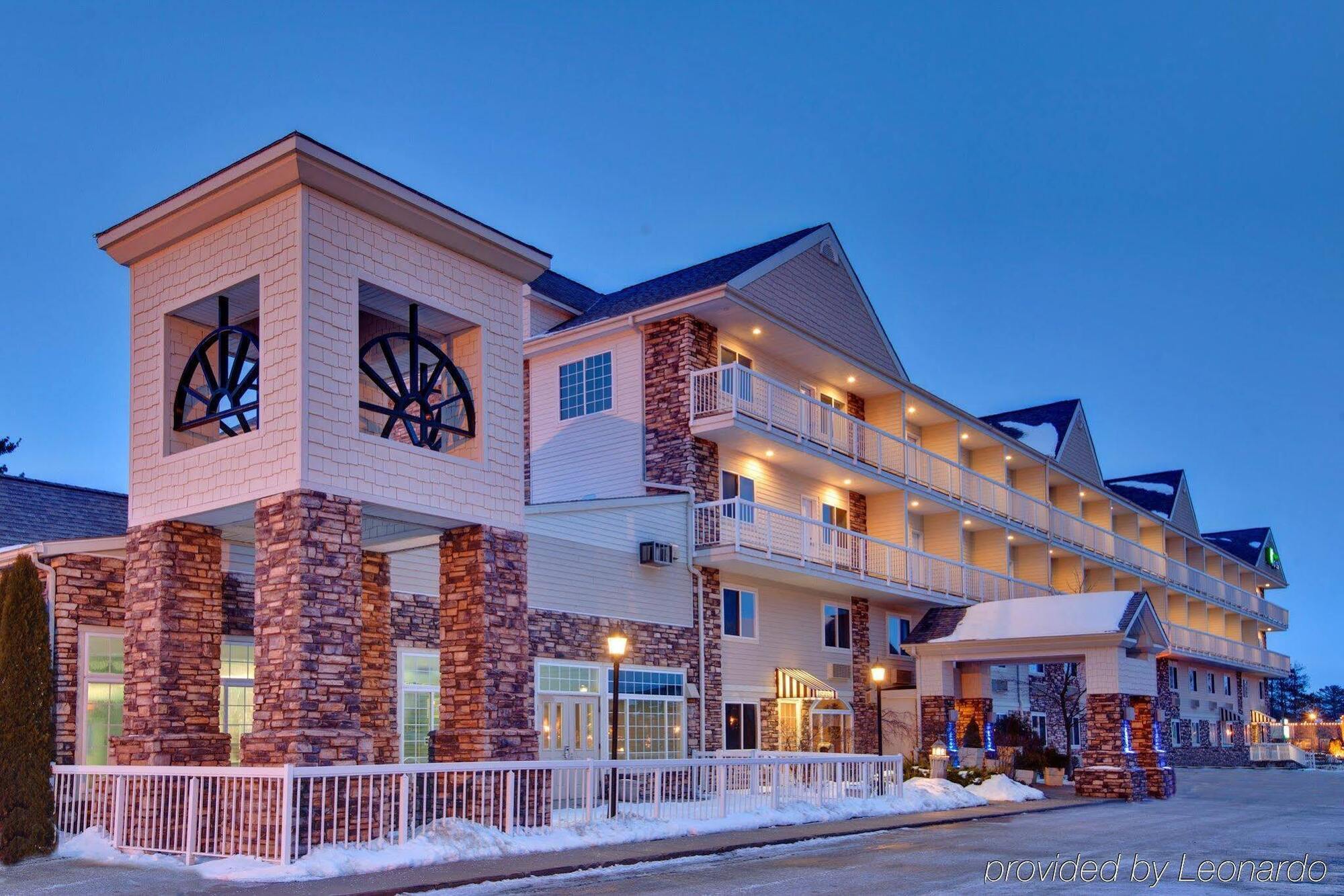 Holiday Inn Express Mackinaw City By Ihg Extérieur photo